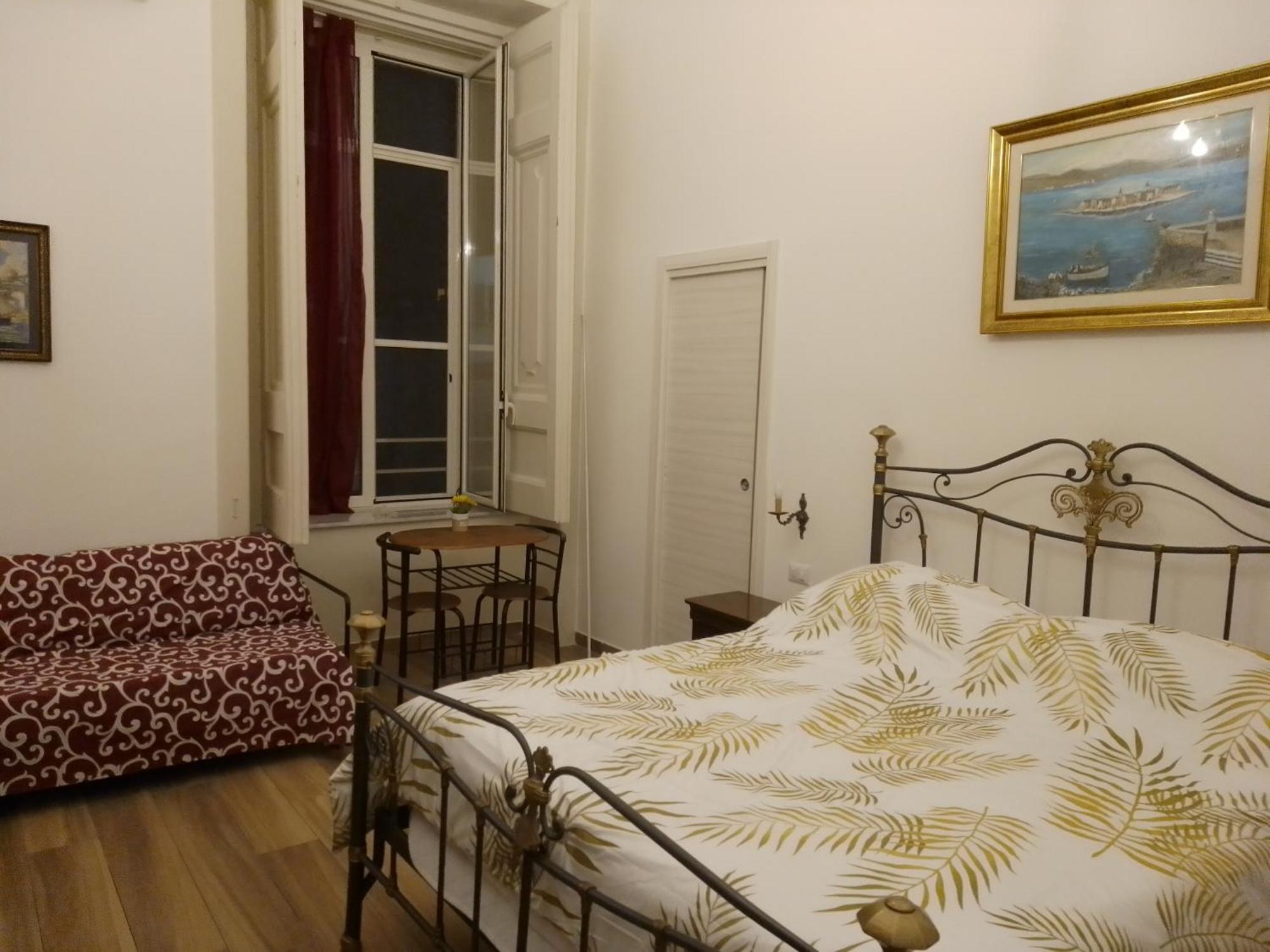B&B Palazzo Sersale Napoli Exterior photo